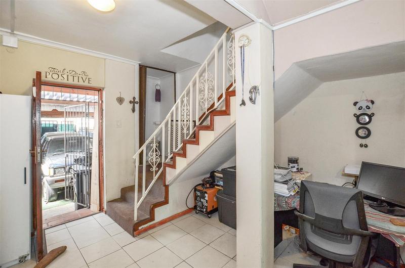 2 Bedroom Property for Sale in Bellville Western Cape